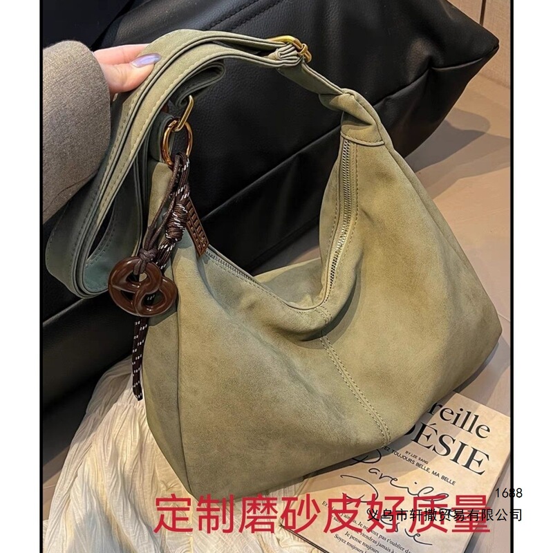 Tote retro textured matte large capacity 2026 bag spring new versatile commuter shoulder crossbody bag cotton soft Tote retro textured matte large capacity 2026 bag spring new versatile commuter shoulder crossbody bag cotton soft