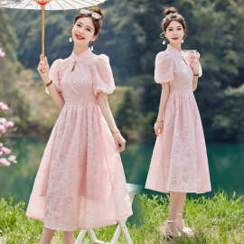 新中式国风减龄粉色连衣裙女夏季收腰气质复古盘扣改良旗袍中长裙