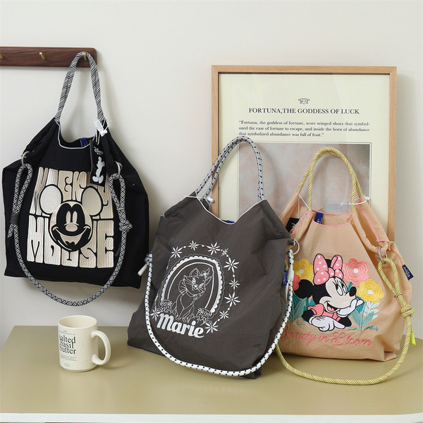 Cartoon cute fashionable shopping bag, universal one-shoulder bag, with embroidery