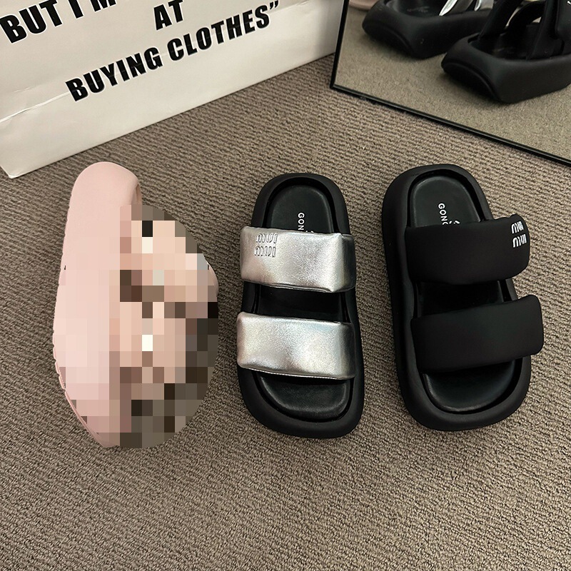 Marshmallow Texture Bread Slippers for Women's Daily Wear on Campus, Versatile and Versatile Velcro Sandals