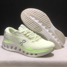 On����unning cloudsurfer 3��Ů���e͸��p���p���\��Ь�ܲ�Ь