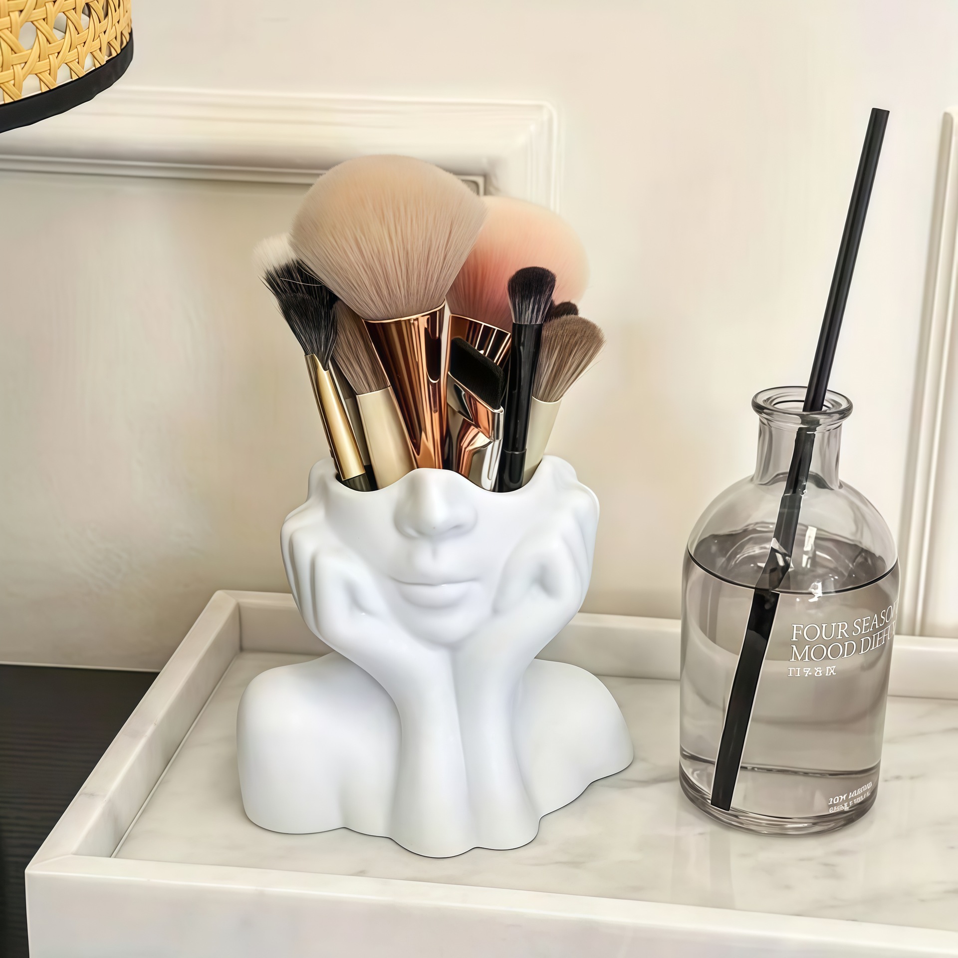 Caja de almacenamiento multifuncional de estilo moderno creativo transfronterizo, bolígrafo, cepillo de maquillaje, caja de almacenamiento para decoración de oficina