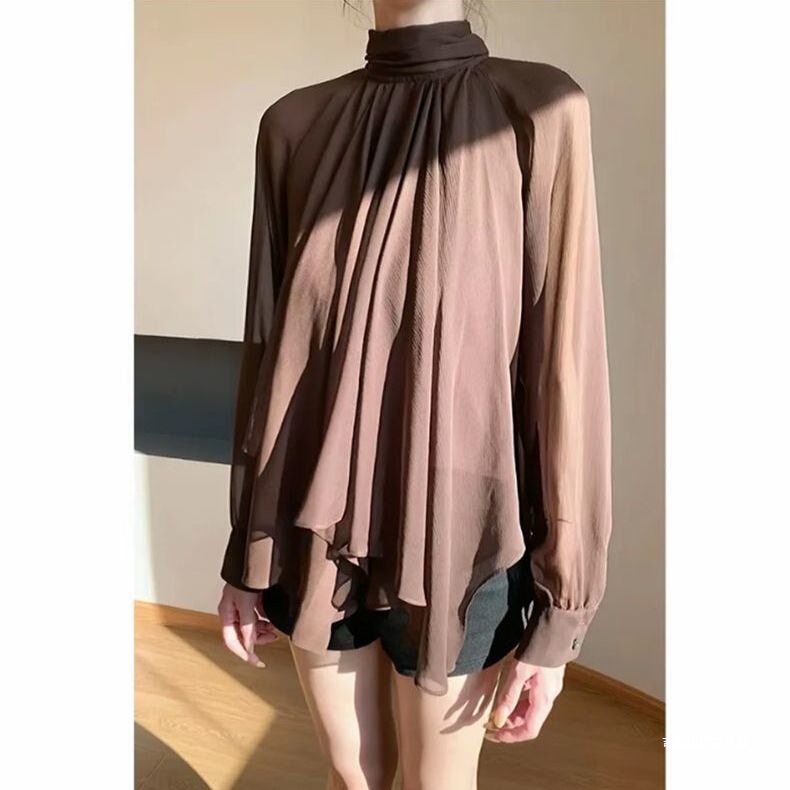 French-Style Ribbon Long-Sleeve Shirt, New Autumn and Winter Design, Loose and Versatile Base Top, Paired with Socks