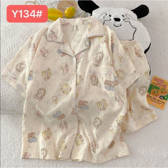Pijamas de algodón de nube al por mayor transfronterizo para mujer nueva rebeca de verano solapa pantalones cortos de manga corta traje de servicio a domicilio dulce y lindo