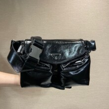 P�������ν��ٻ՘�����DţƤ��μ��б������C��