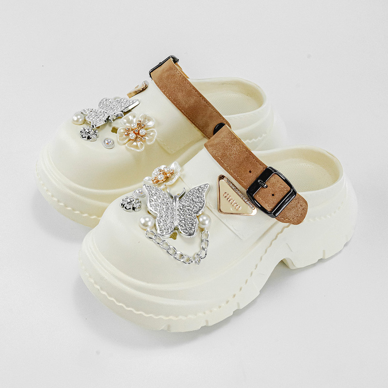 New Trendy Silver Butterfly Women's Outdoor Non-Slip Slippers Fashion Closed-Toe Sandals Versatile Eva Clogs New Trendy Silver Butterfly Women's Outdoor Non-Slip Slippers Fashion Closed-Toe Sandals Versatile Eva Clogs