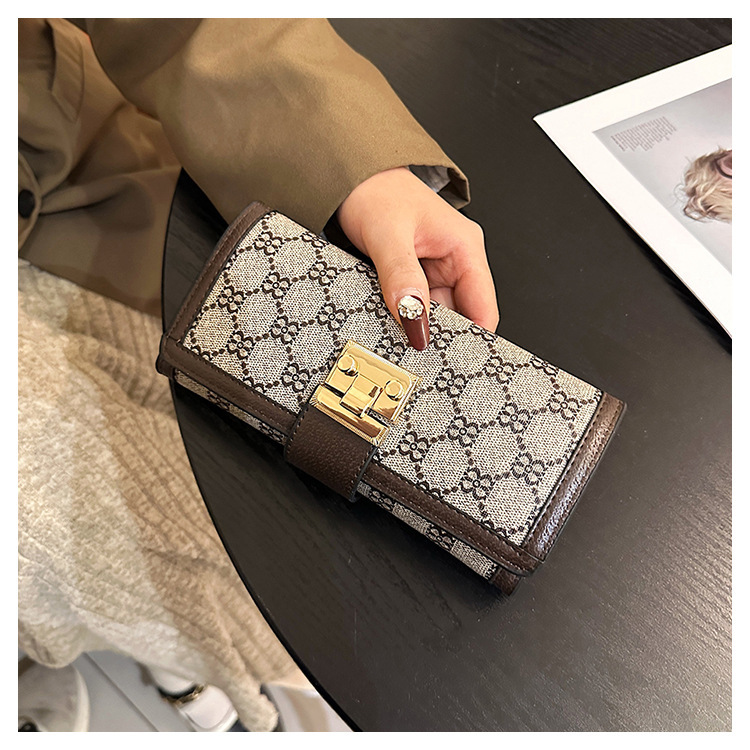 Vintage Monogram Women's Trifold Wallet With Lock And Card Slots_voghion.com