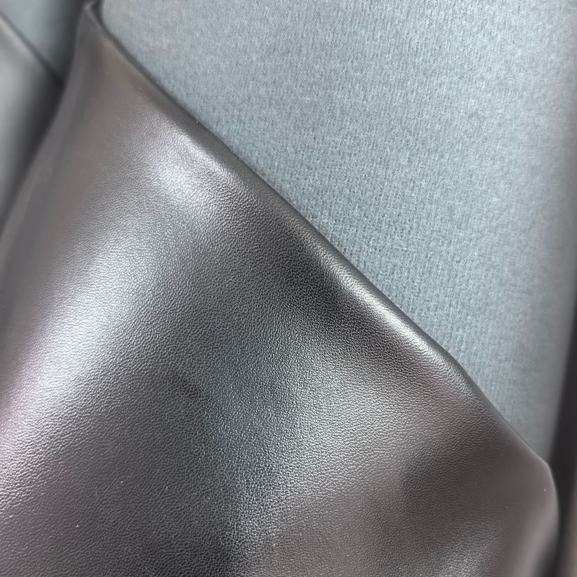 纳帕仿棉绒pu皮革细纹箱包沙发服装柔软包环保面料羊纹仿皮哑光