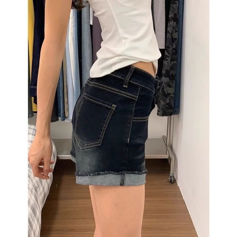 American-Style Rolled-Edge Low-Waist Denim Shorts for Women, Summer 2026 New Ultra-Short Elastic Slim-Fit Hot Pants American-Style Rolled-Edge Low-Waist Denim Shorts for Women, Summer 2026 New Ultra-Short Elastic Slim-Fit Hot Pants