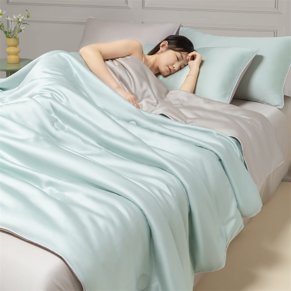 Colcha de verano de seda de hielo lavada pieza única 2025 nueva versión de verano Colcha fresca de verano Colcha de aire acondicionado fresco simple Juego de cuatro piezas Lavable a máquina