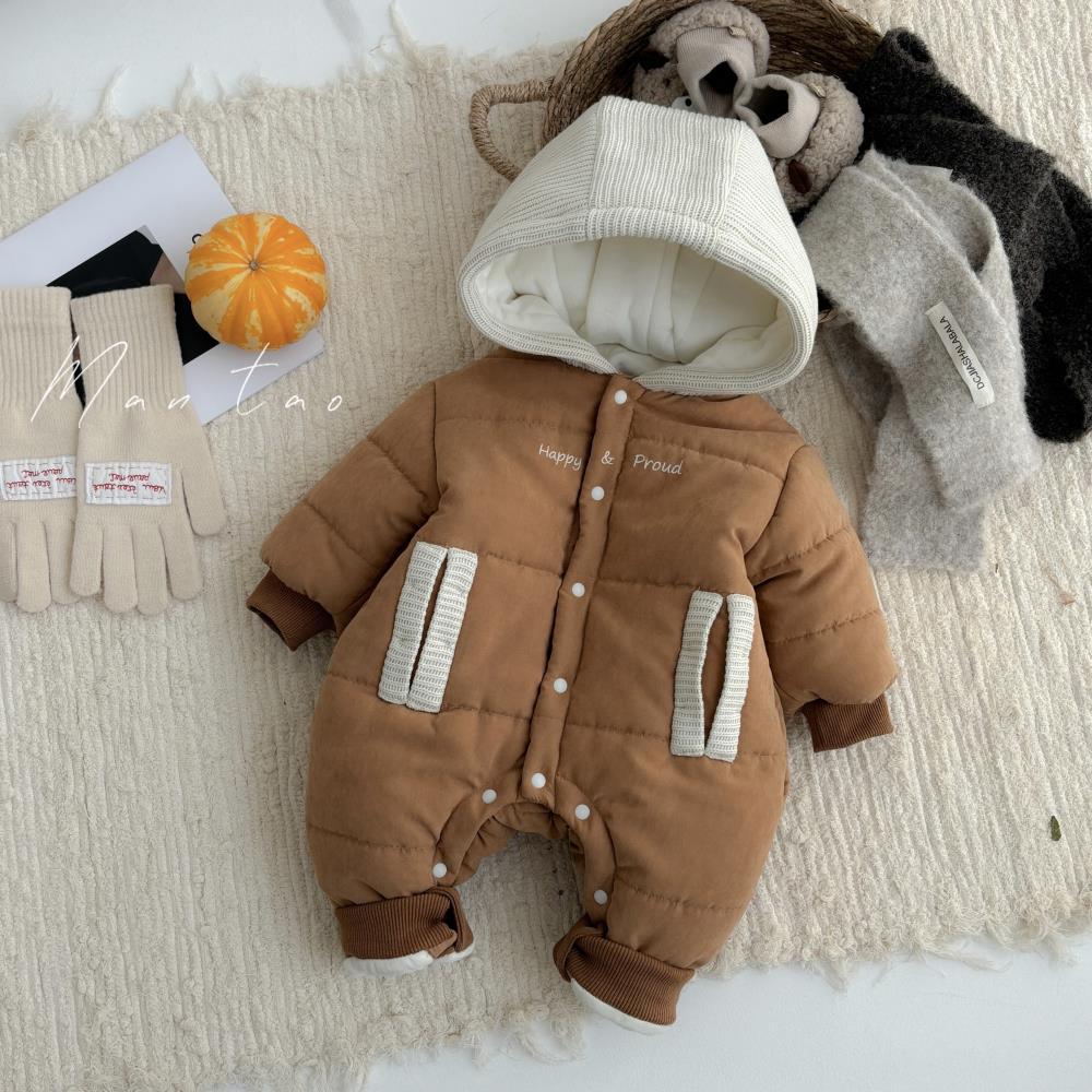 2024 bolsillo de órgano de aire occidental para bebés de invierno, grueso, cálido, cómodo y suave, abrigo de algodón de una pieza para bebé