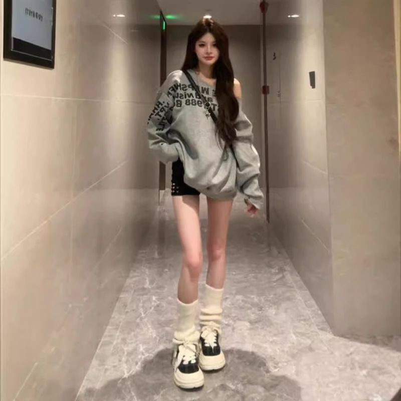 American Style Lazy Style Letter Shoulder Long-sleeved Sweatshirt Women's Spring and Autumn Grey Niche Loose Slimming Sweet Hot Shoulder Top American Style Lazy Style Letter Shoulder Long-sleeved Sweatshirt Women's Spring and Autumn Grey Niche Loose Slimming Sweet Hot Shoulder Top