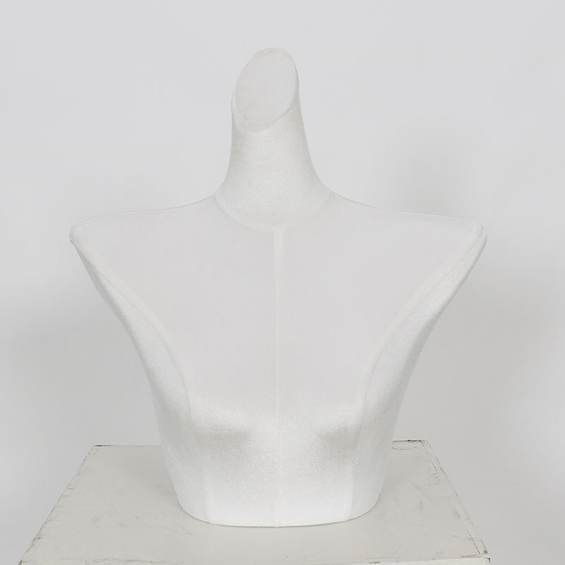 Maniquí de Busto para Lencería y Sujetadores de Terciopelo Forma de Corazón image 14