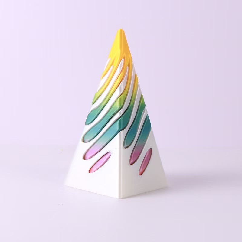 피라미드 스피너-실크 레인보우 7.9cm