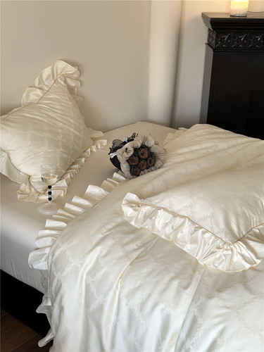 50 long-staple cotton light luxury high-end satin four-piece set 100% cotton jacquard ruffled temperament solid color girly style bedding