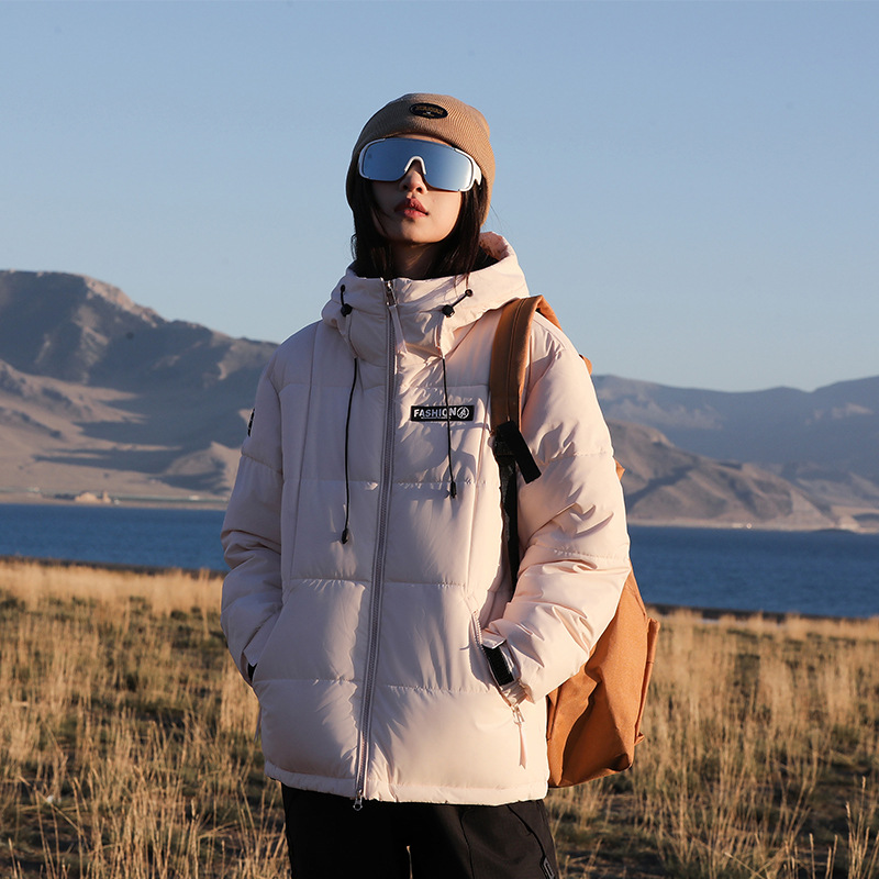 Hombres y mujeres parejas encapuchadas cortas chaqueta de algodón de pluma nueva moda de invierno calentamiento al aire libre deportivo grueso chaqueta de algodón