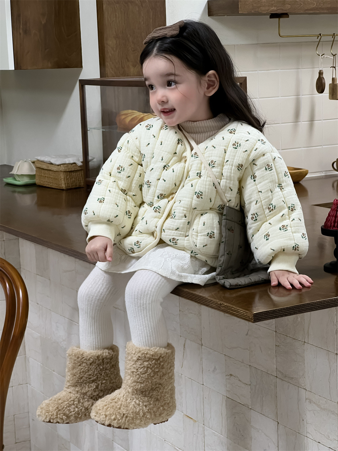 Invierno para niños más chaqueta acolchada de algodón de terciopelo ropa de salida para bebés 2024 ropa de otoño e invierno ropa para niños coreanos chaqueta acolchada para niñas