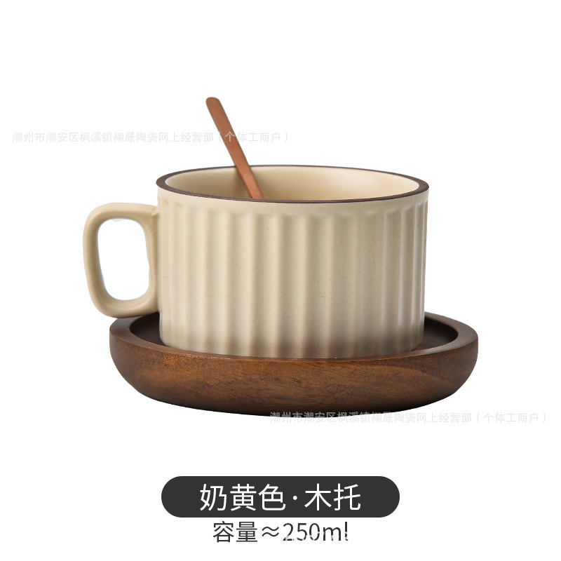 Tazas de café vintage japonesas tazas de cerámica con café de cola flor tazas de café platos set cafetería tazas al por mayor