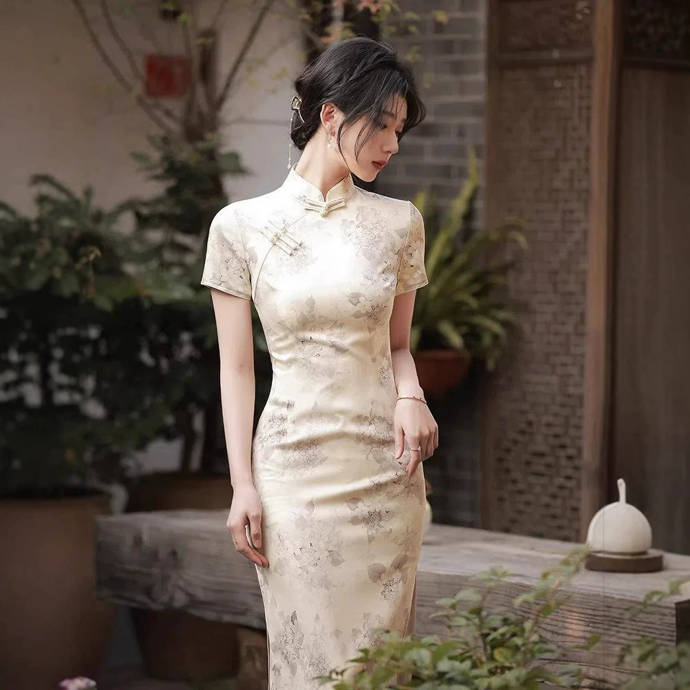 Французский Чонсам 2023 Новое элегантное ретро-платье в китайском стиле, длинное модифицированное летнее платье для молодых девушек