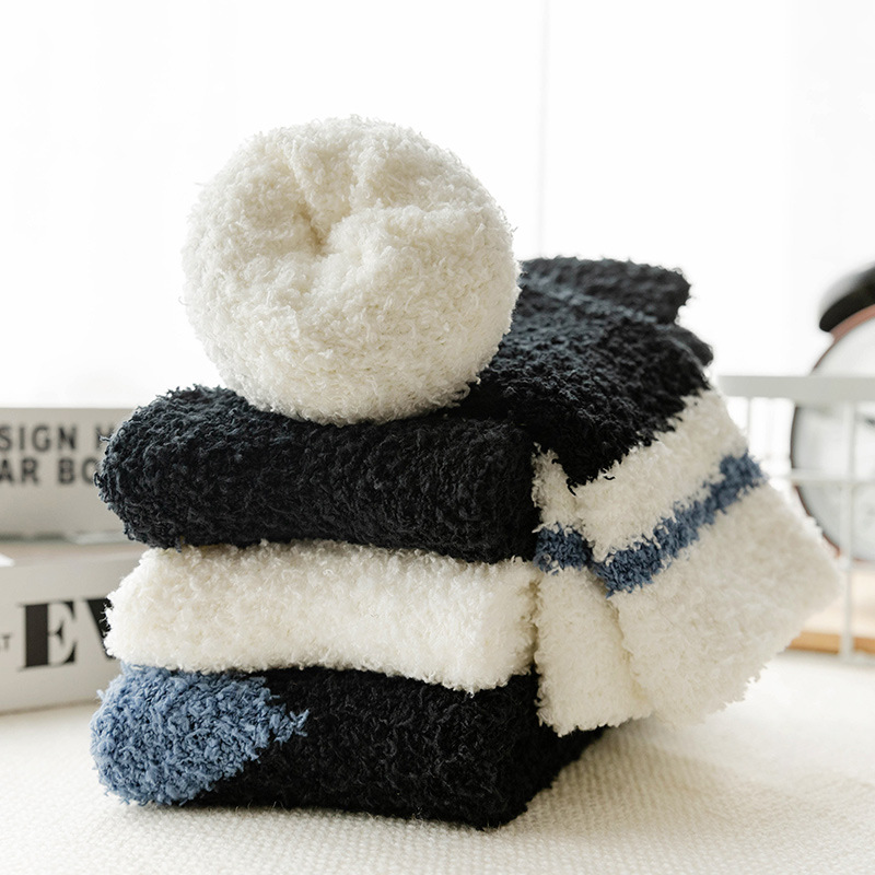 Herrensocken aus Korallenfleece für Herbst und Winter sowie dicke, gestreifte und samtige Bodensocken für Herren für einen warmen Schlaf_voghion.com