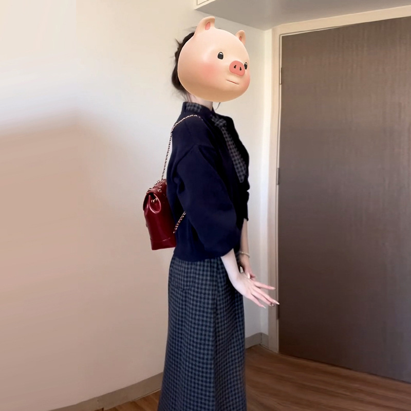 2025年の新型の小香風の格子のワンピースの子供の秋冬の韓系は1セットの感の長いスカートを掛けます。|undefined