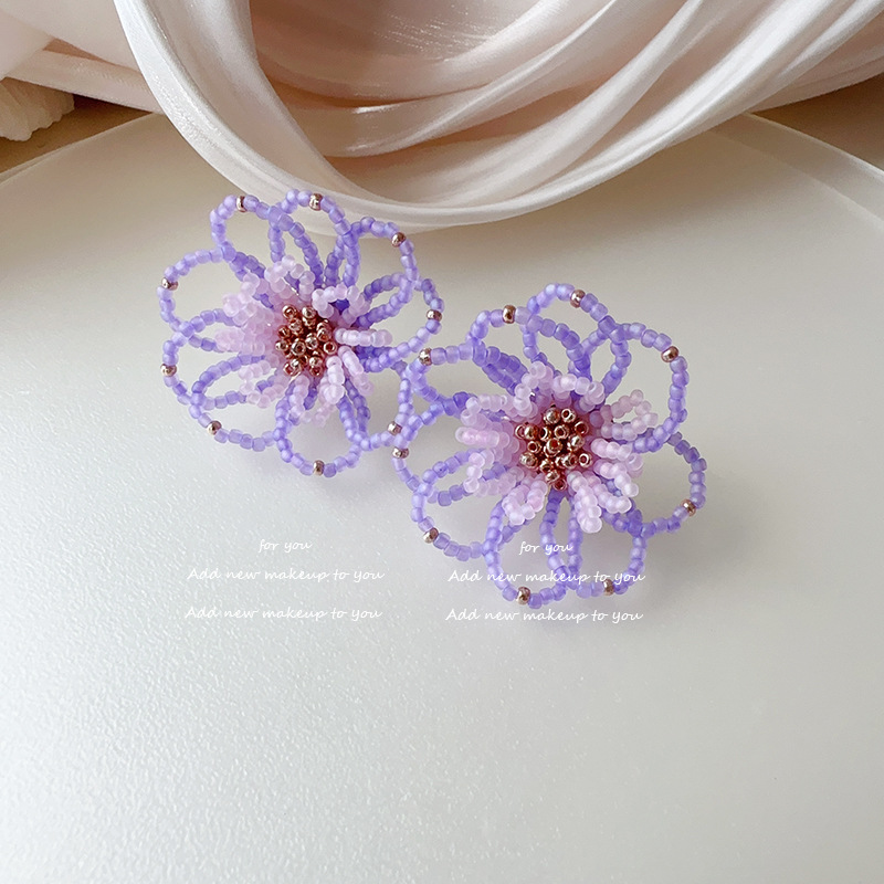 2023新款韩式串珠系度假风镂空花朵耳钉波西米亚海边长裙百搭耳饰