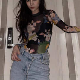 Jennie金智妮同款网纱长袖动漫印花弹力性感透视薄款修身T恤上衣