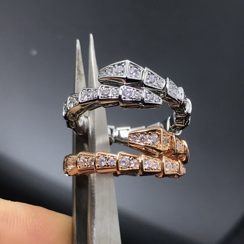 High version BV full diamond snake bone ring women's 18 rose gold in fashion snake-shaped high-end cold wind manufacturers on behalf of the hair