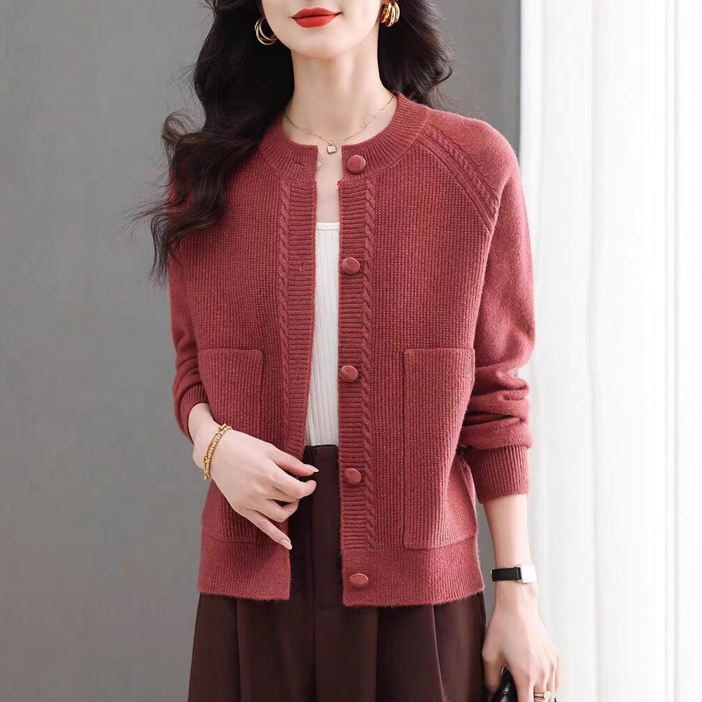 2025春秋针织开衫女春秋外套新款今年流行爆款洋气妈妈装毛衣外搭