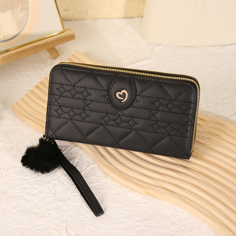 Cross-Border New Style Women's Heart-Shaped Pom-Pom Wallet Clutch Bag, Large Capacity, Classic Ins Style, Zipper with Heart Embroidery