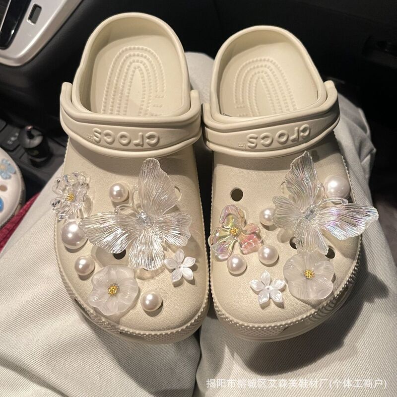 Cute Transparent Butterfly Shoe Charms with a High-End Feel, Detachable Shoe Decorations for Clogs Cute Transparent Butterfly Shoe Charms with a High-End Feel, Detachable Shoe Decorations for Clogs