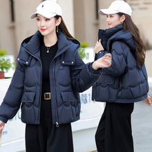 时尚连帽短款国标羽绒服女2025年冬季新款简约时尚潮流白鸭绒外套