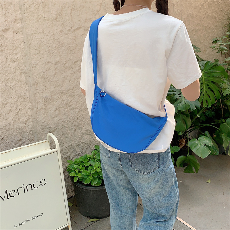 34194 ins Summer crossbody canvas bag for girls, nylon casual lightweight crossbody bag for students, single-shoulder dumpling bag undefined
