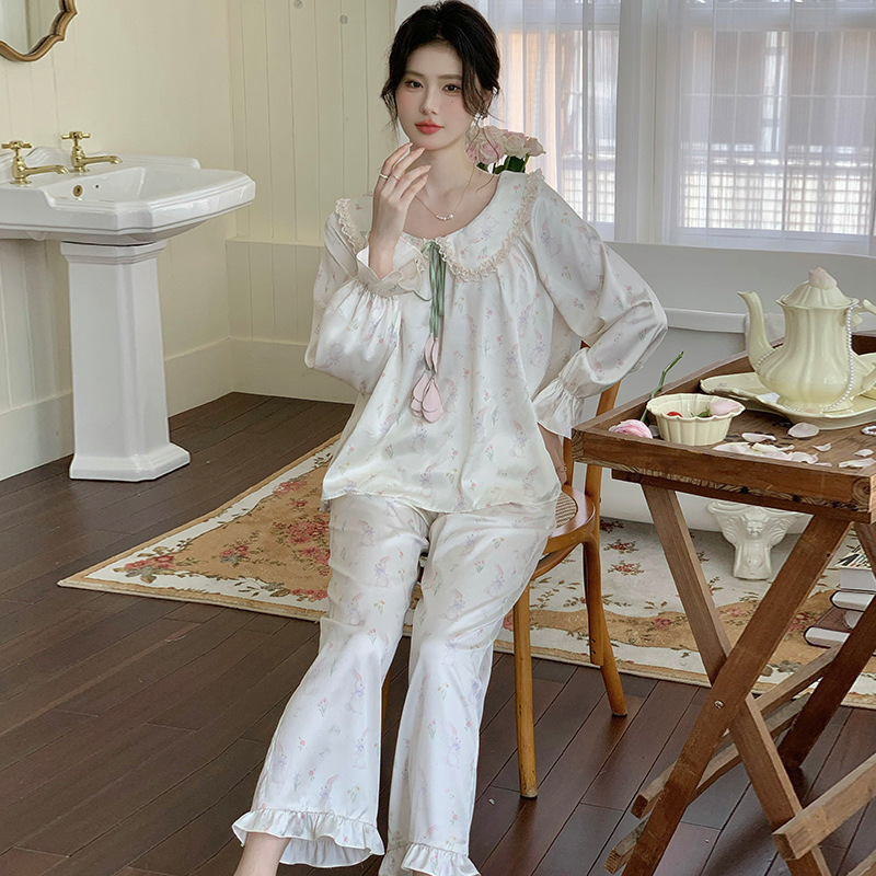 French New Style Pajamas Autumn Satin Sweet Sexy Printed Long-Sleeved Pants Suit Home Clothes Can Be Worn Outside for Women