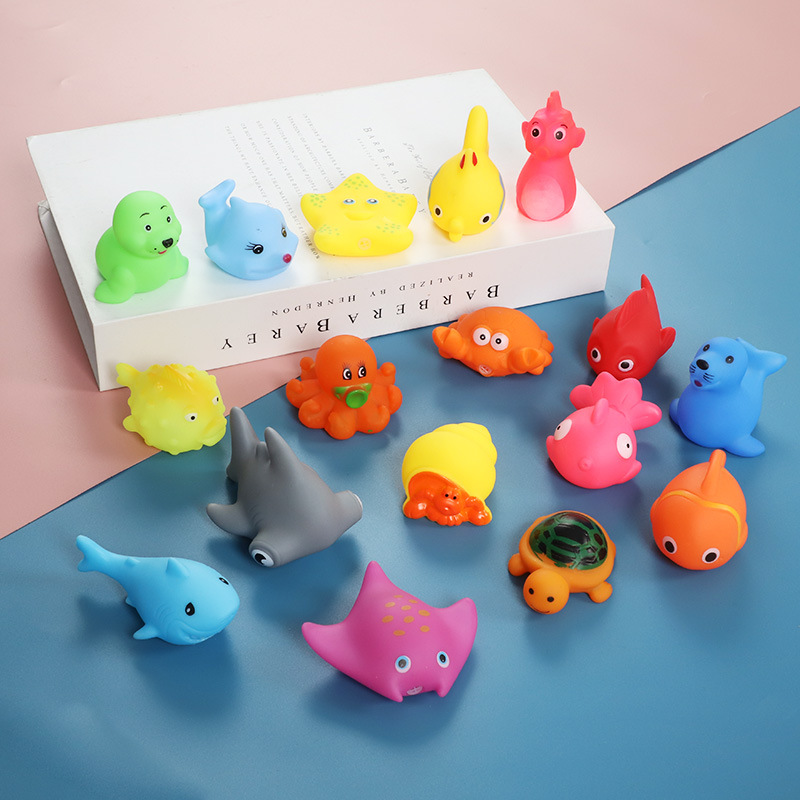 De dibujos animados de vinilo pellizco juguete bebé baño jugando agua sonido animal poco lindo divertido
