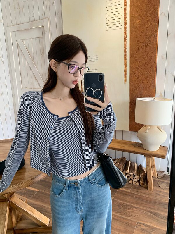 实拍~秋季复古设计感条纹吊带背心女长袖针织开衫外套两件套87349|undefined