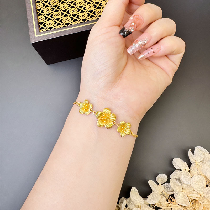 Brazalete de oro de arena de Vietnam, nuevos accesorios de lujo ligero, accesorios de flores, chicas en línea, joyas de flores simples.