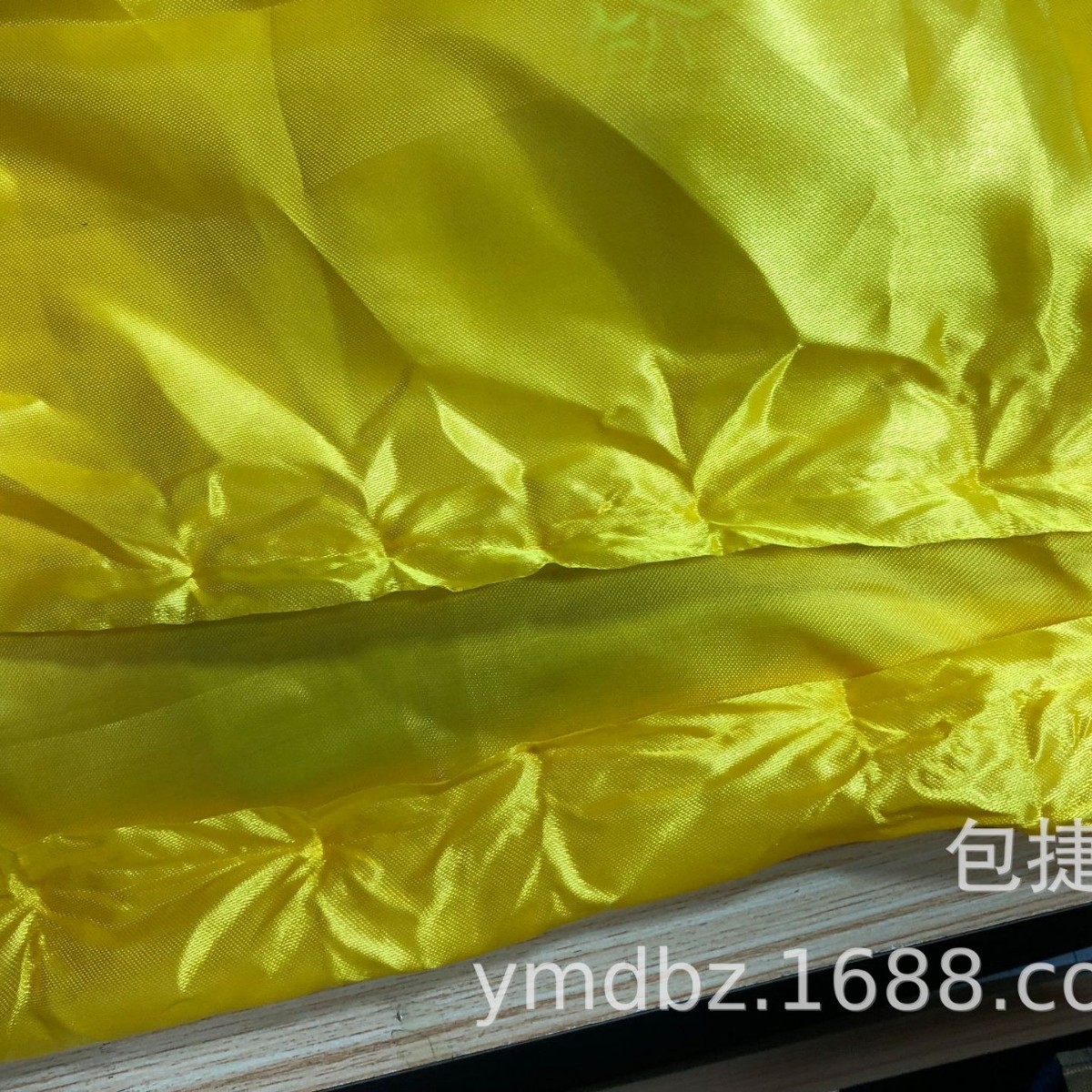 深圳华南城布料热切分片，绸布分条，绒布收纳植绒布新材料