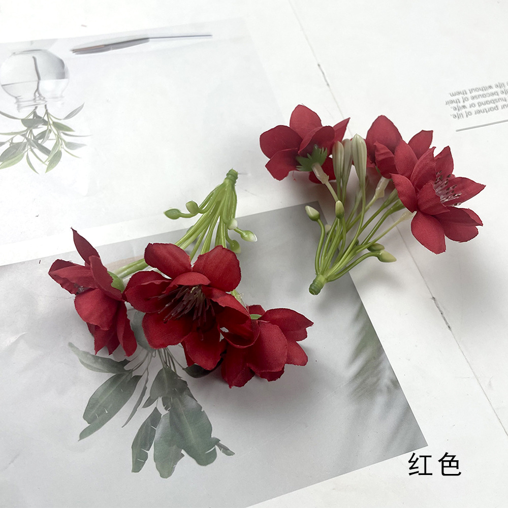 Simulación de flores 3 cabeza mini cadena de loto DIY tela de seda flores falsas tocado de flores material de broca de flores para hacer decoración de salón de bodas