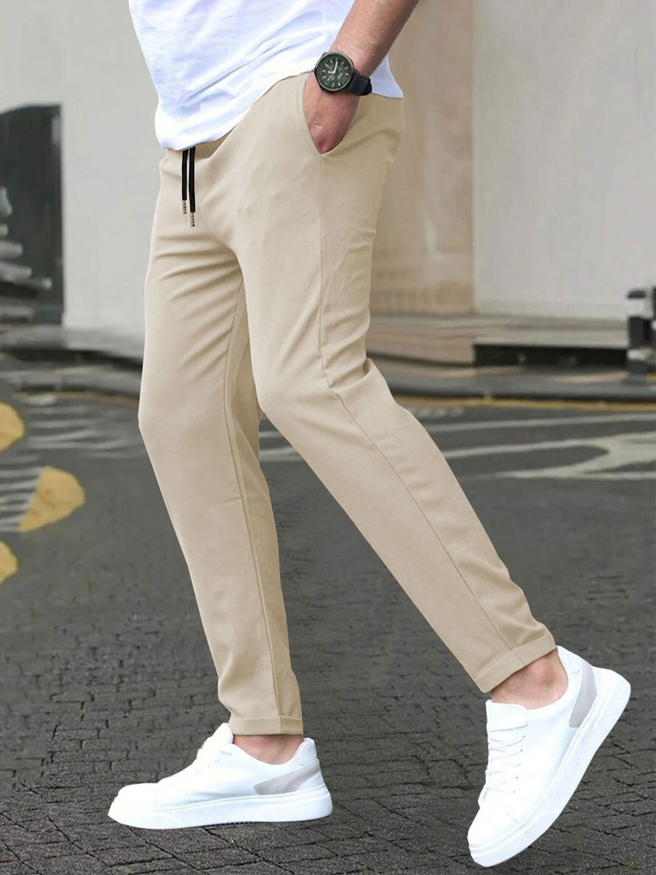 "Klassische Slim-Fit-Freizeithose für Herren mit Lederetikett – Polyester-Komfort für den Alltag in Schwarz, Khaki und Marineblau"_voghion.com