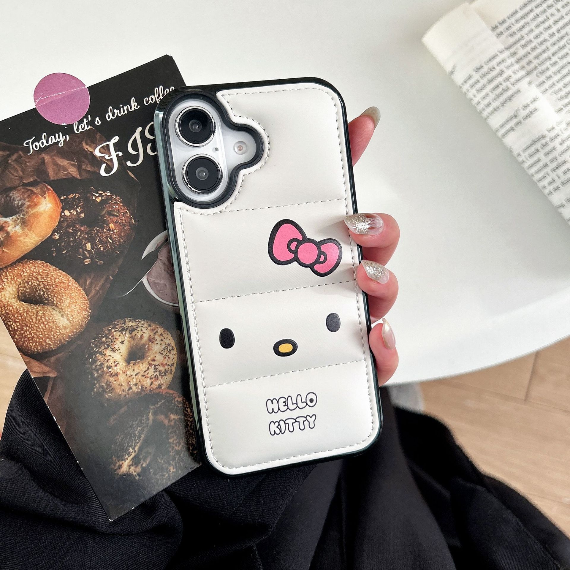 다운 재킷 귀여운 흰색 바닥 헬로 키티 iPhone16 애플 15 for 13/14Pro 최대 전화 케이스 세트 11