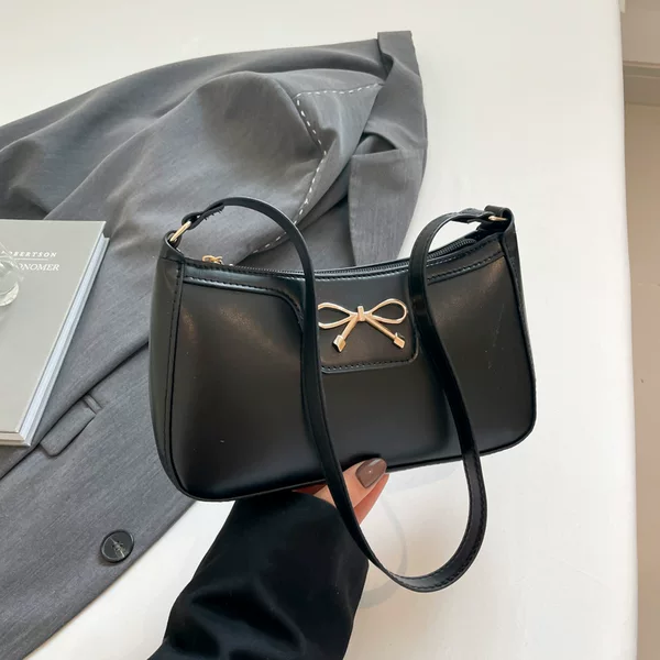 Women's Bag with Fashionable Bow, Solid Color, New Korean Style, Trendy Texture, Stylish Commuter Shoulder Bag, Underarm Baguette Bag