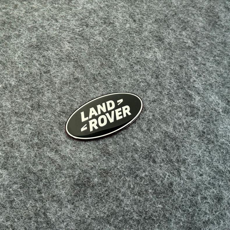 Suitable for Land Rover grille emblems, including the Range Rover Sport, Evoque, Velar, Discovery Sport, and rear tail emblems, featuring an oval logo