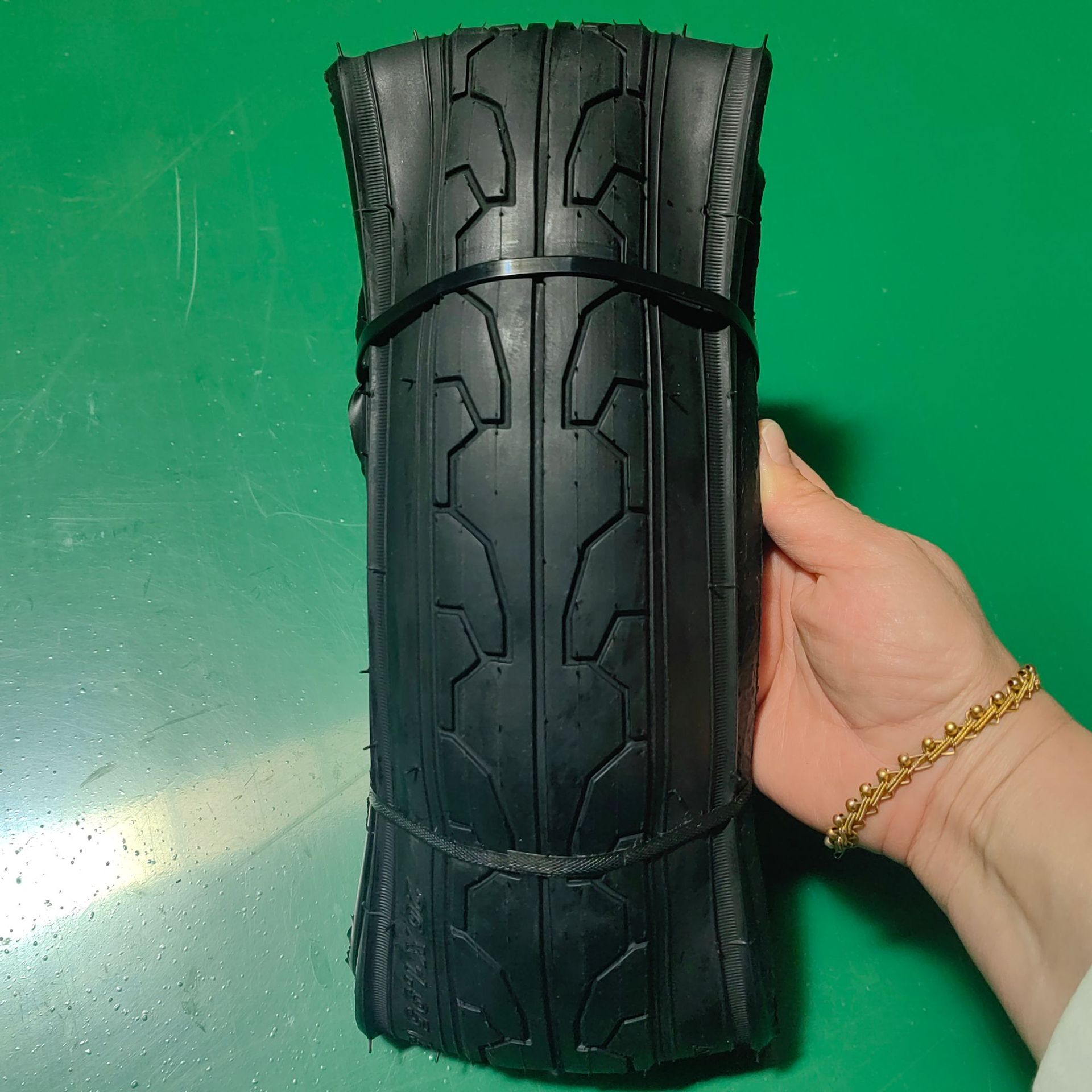 自行车外胎24寸*1.9526寸*1.95山地车轮胎折叠胎公路车防滑真空胎