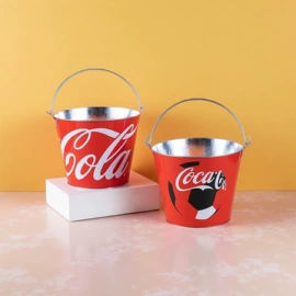 蜡烛;冰桶、冰夹;金属罐