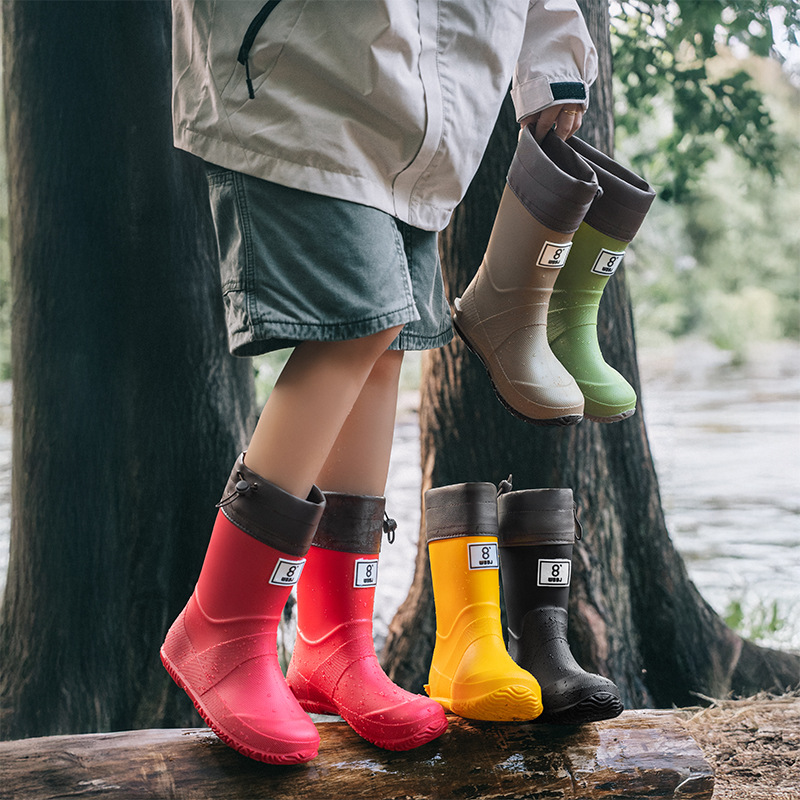 Foldable Kidsren's Rain Boots for Girls and Boys Outdoor School Non-Slip Anti-Portable Water Shoes Lightweight Rubber Shoes Mid-Tube Soft Bottom