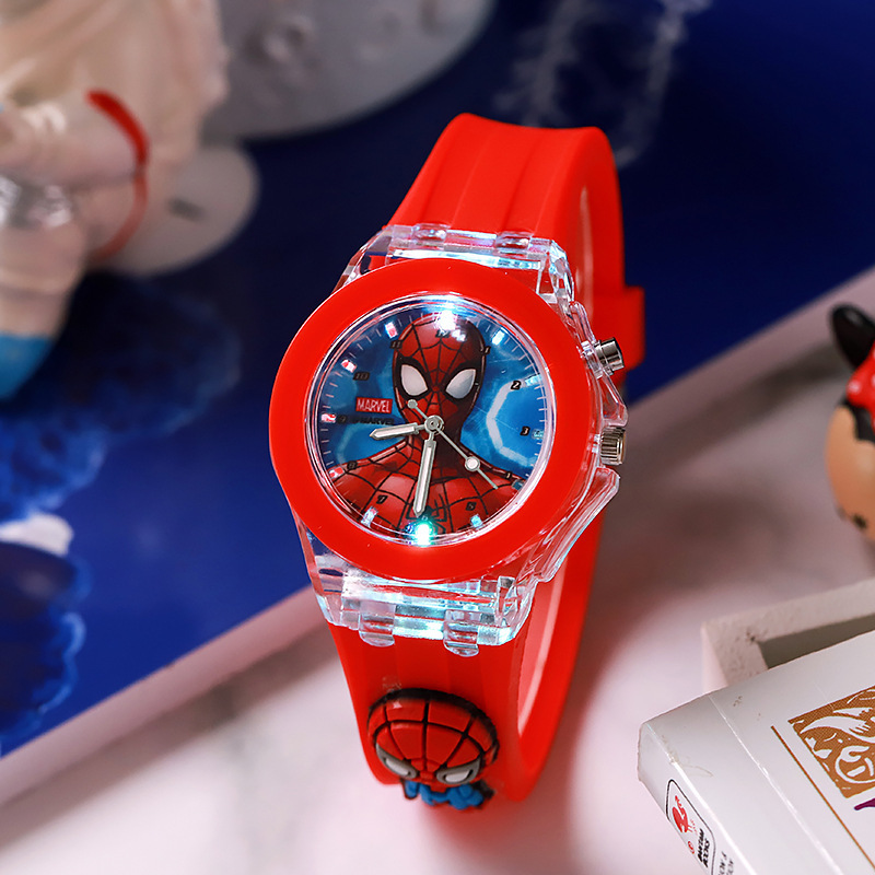 Reloj de dibujos animados para niños Reloj luminoso de silicona Reloj de cuarzo de muñeca Marvel Nuevo fabricante al por mayor transfronterizo
