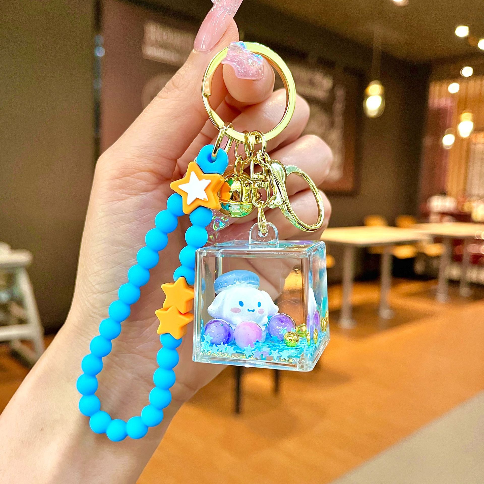 Nuevo llavero de dados luminosos con aceite, cuentas de burbujas, dados, colgantes de botella de arena de cristal, colgantes de bolsas al por mayor