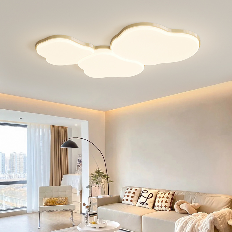 Luz de techo de nube de crema en 2025 nueva lámpara de sala de estar de protección de ojos simple lámpara moderna combinación de paquetes de toda la casa