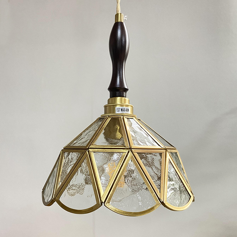 Medio antiguo restaurante de latón japonés retro artístico nicho bar ventana guardarropa dormitorio cristal pequeña araña